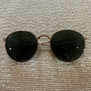 Ray-Ban Gold Frame Sunglasses with Dark Green Lenses
